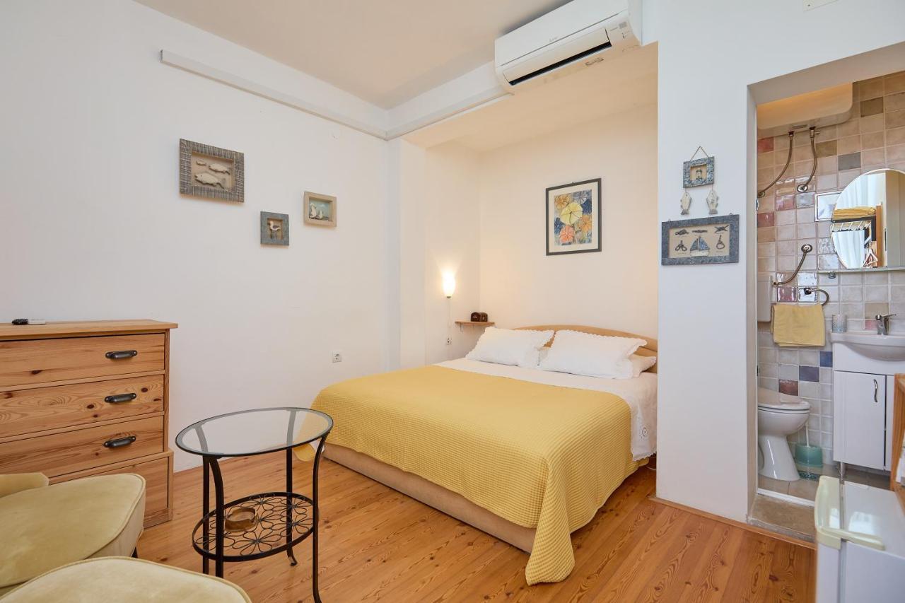 Room Over Old Town Dubrovnik Exteriör bild